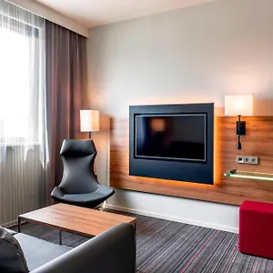 Moxy Milan Linate Airport Hotell