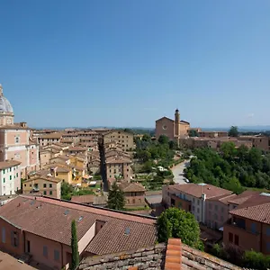 Residenza D'epoca Palazzo Piccolomini Apartment Siena
