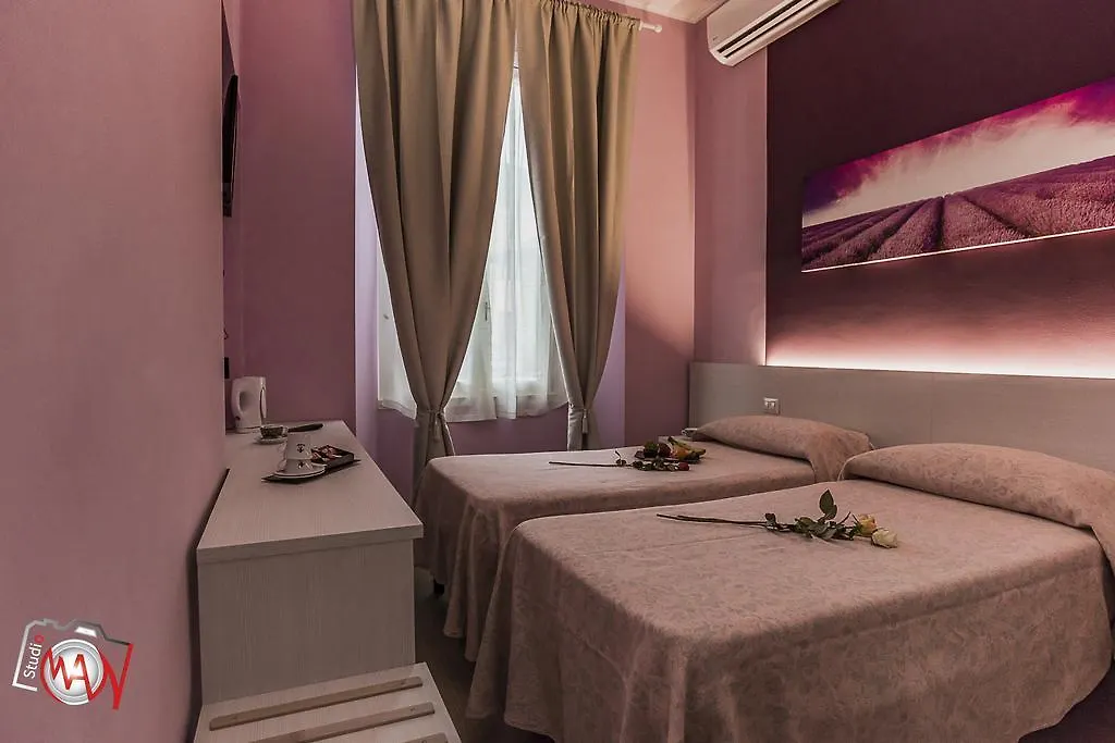 Hotel Moderno ليكو
