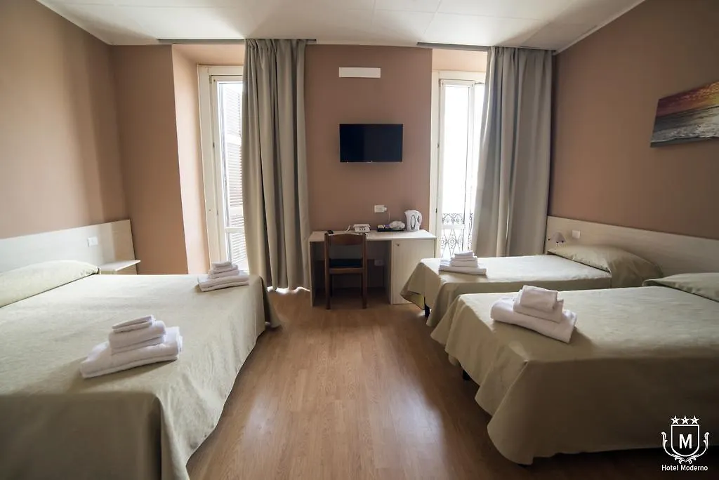***  Hotel Moderno ليكو إيطاليا