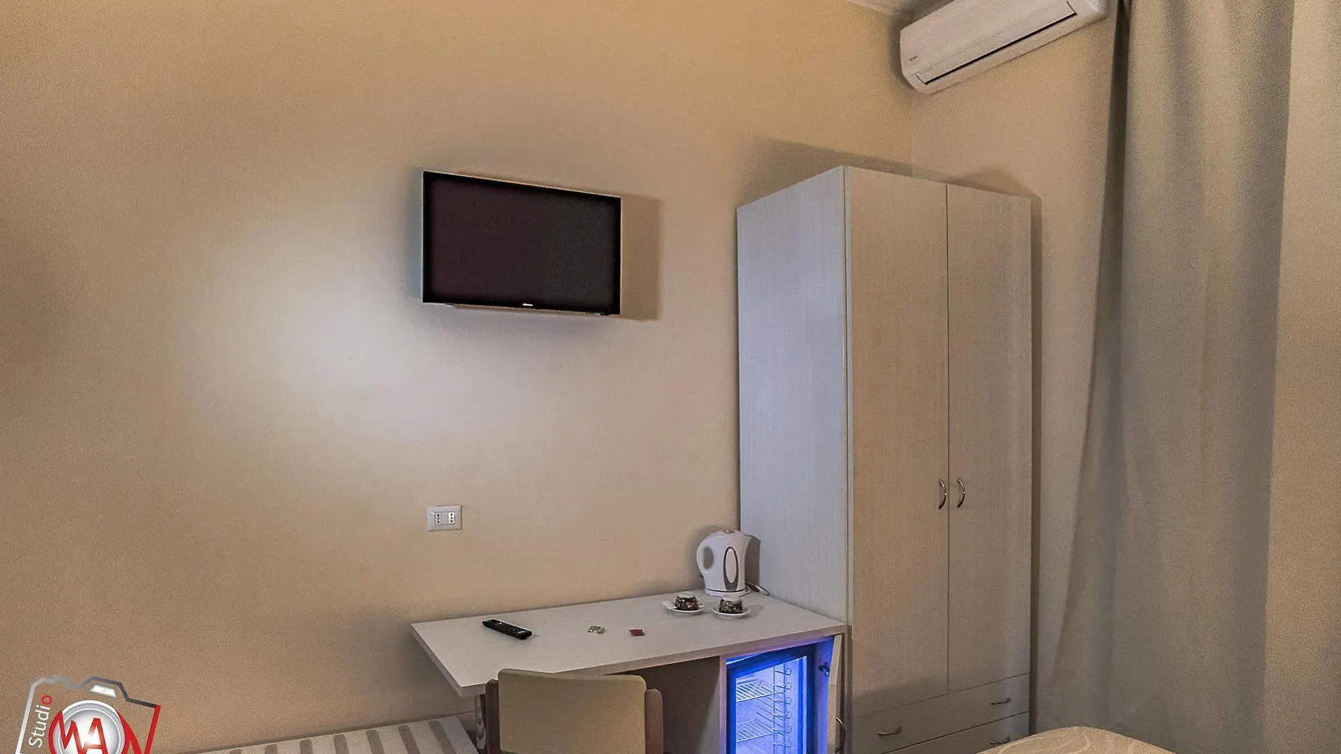 Hotel Moderno ليكو إيطاليا