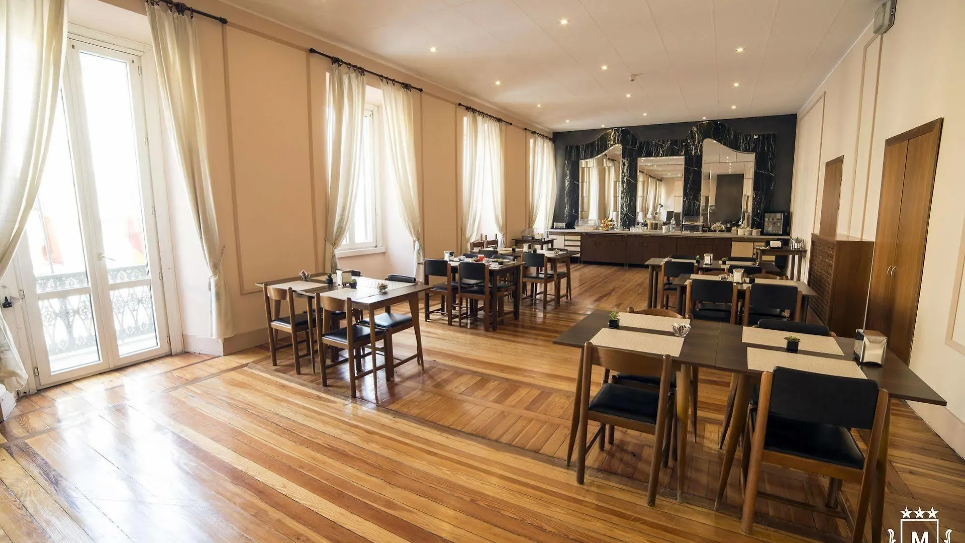 Hotel Moderno ليكو