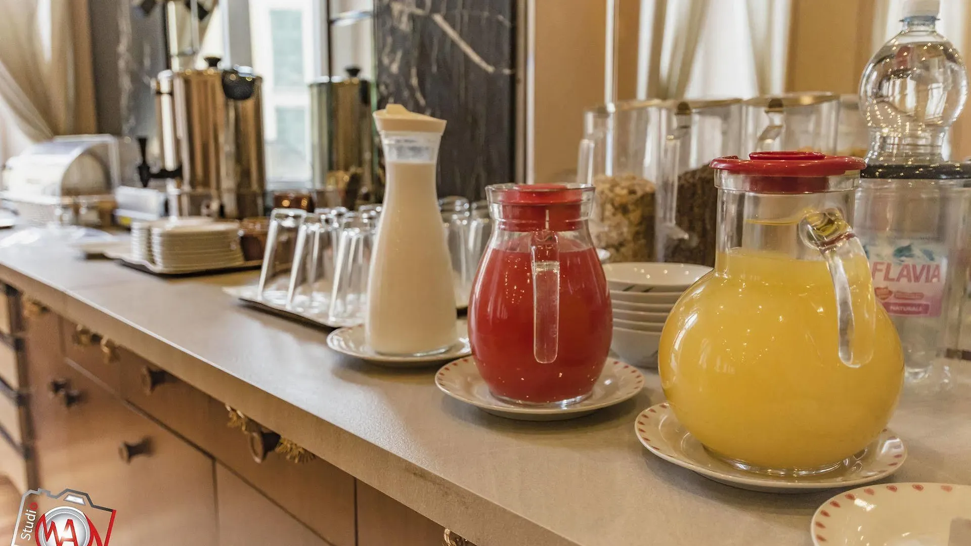 Hotel Moderno ليكو