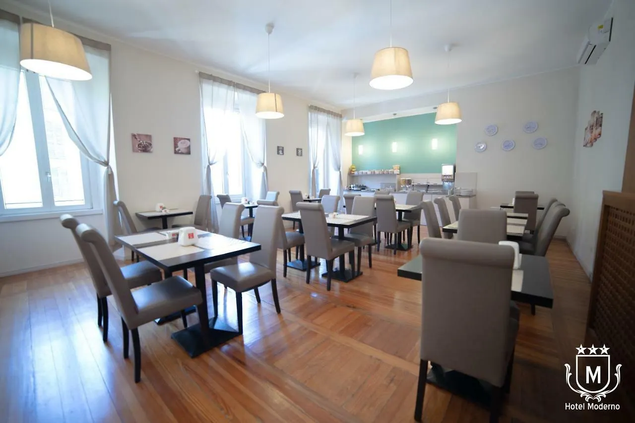 Hotel Moderno ليكو 3*,  إيطاليا